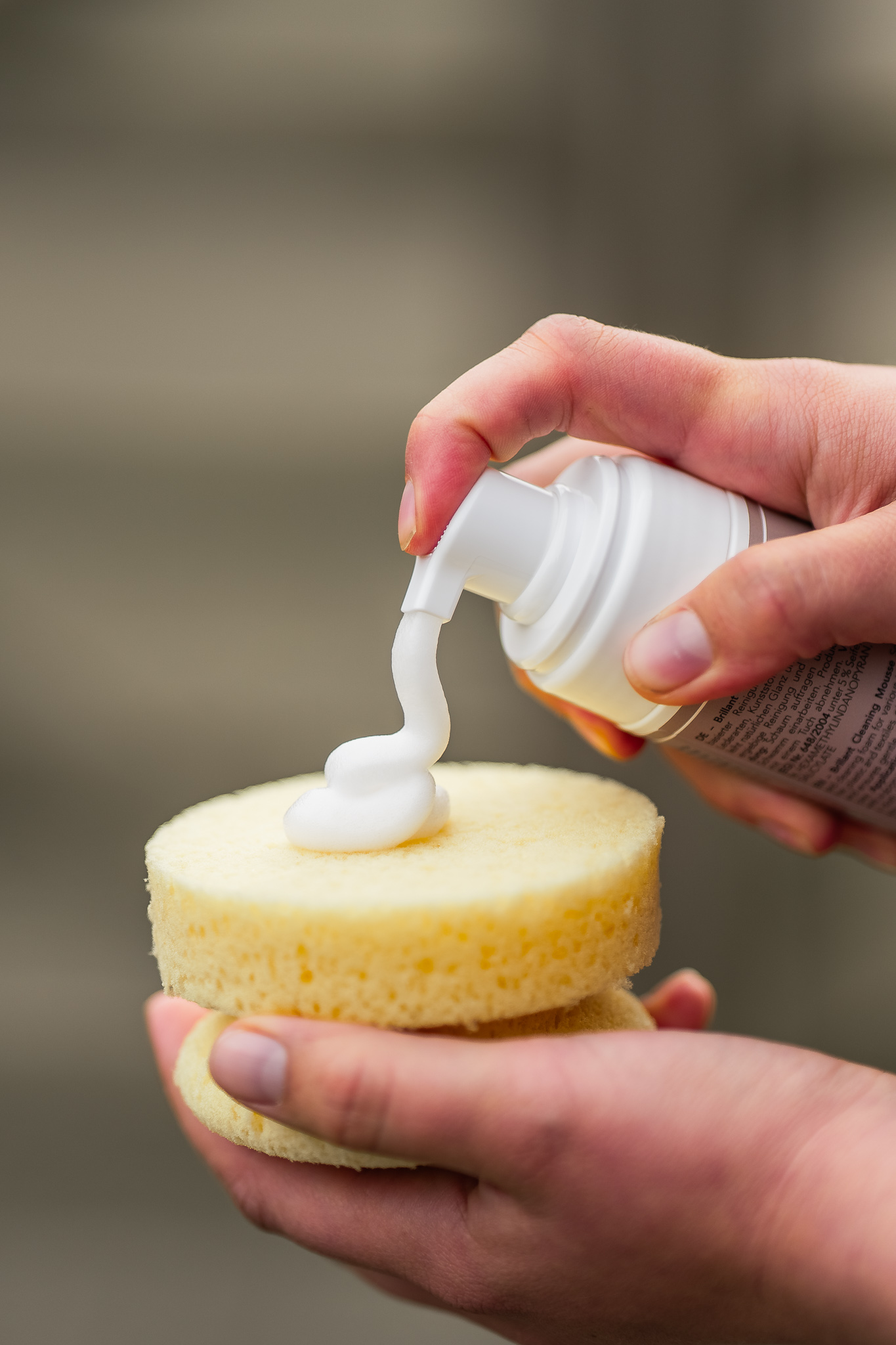 2050_Brillant_Cleaning_Mousse_32.jpg