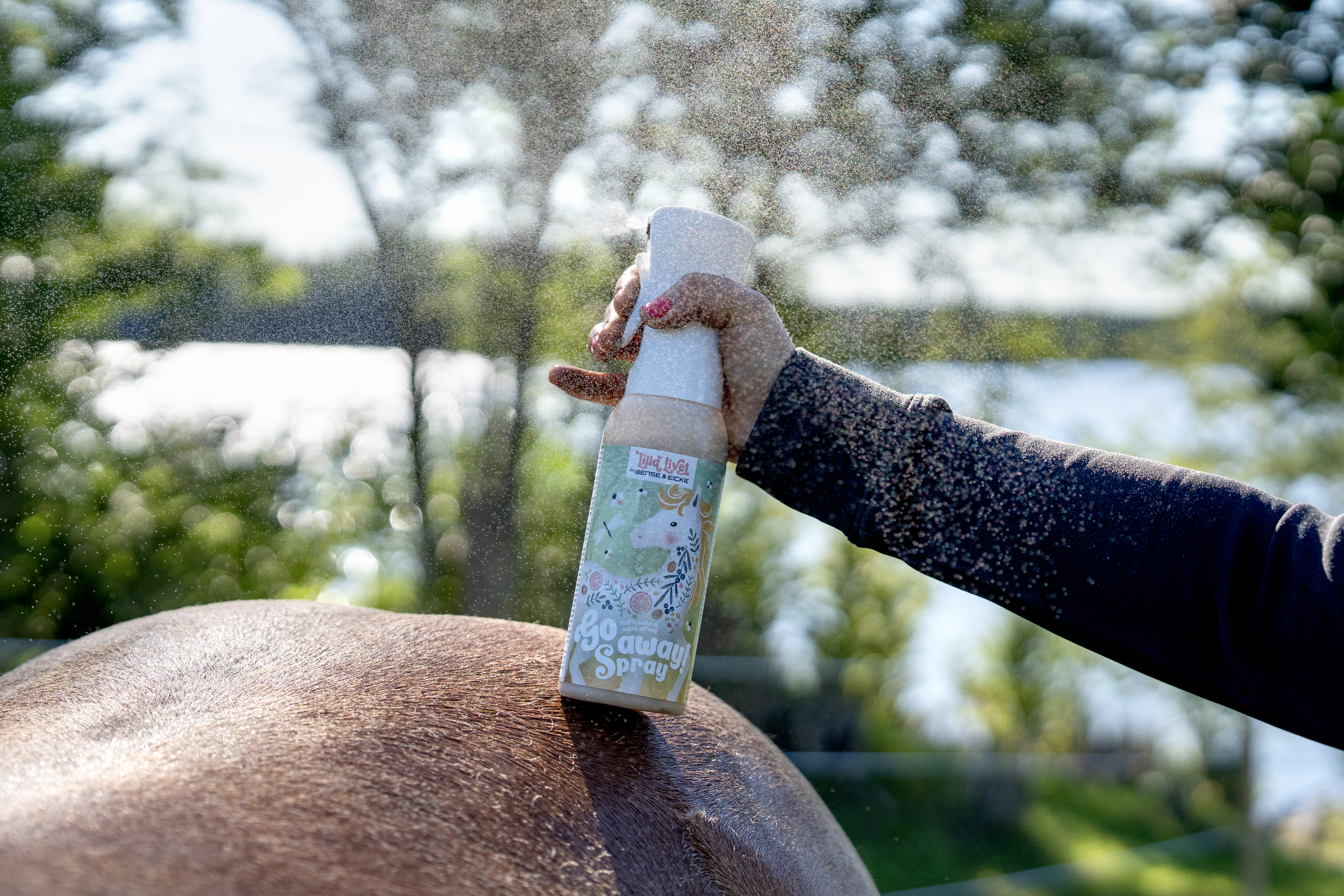 9120_Lilla_Livet_Go_Away_Spray_2.jpg 9120_Lilla_Livet_Go_Away_Spray_2.jpg